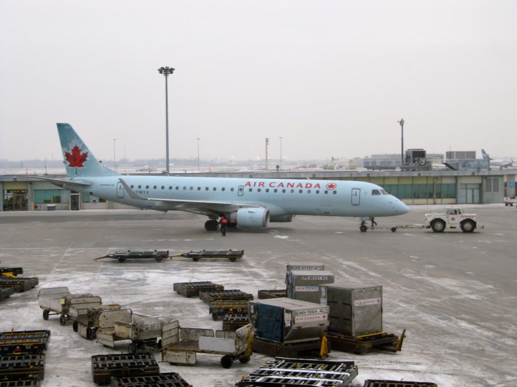 AC8750 RouynNoranda Montreal + AC8708 Montreal Quebec City A